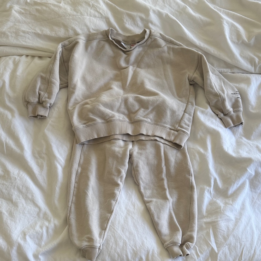 Zara Beige Ribbed-Neck Sweatset, Size 4-5 Years
